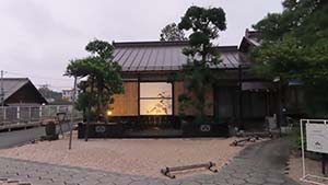 �N���b�N���Ċg��